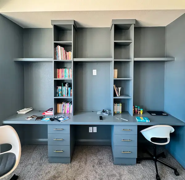 Masterclosetes - Home Office example